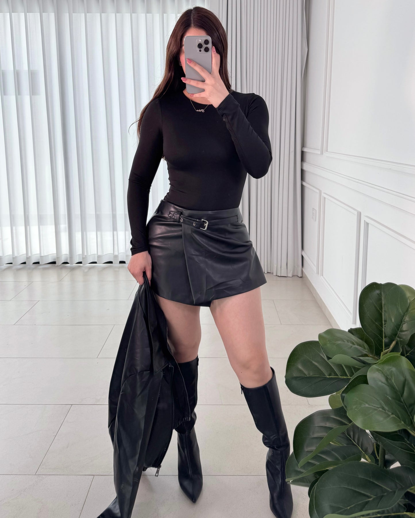 Pantiblusa Black