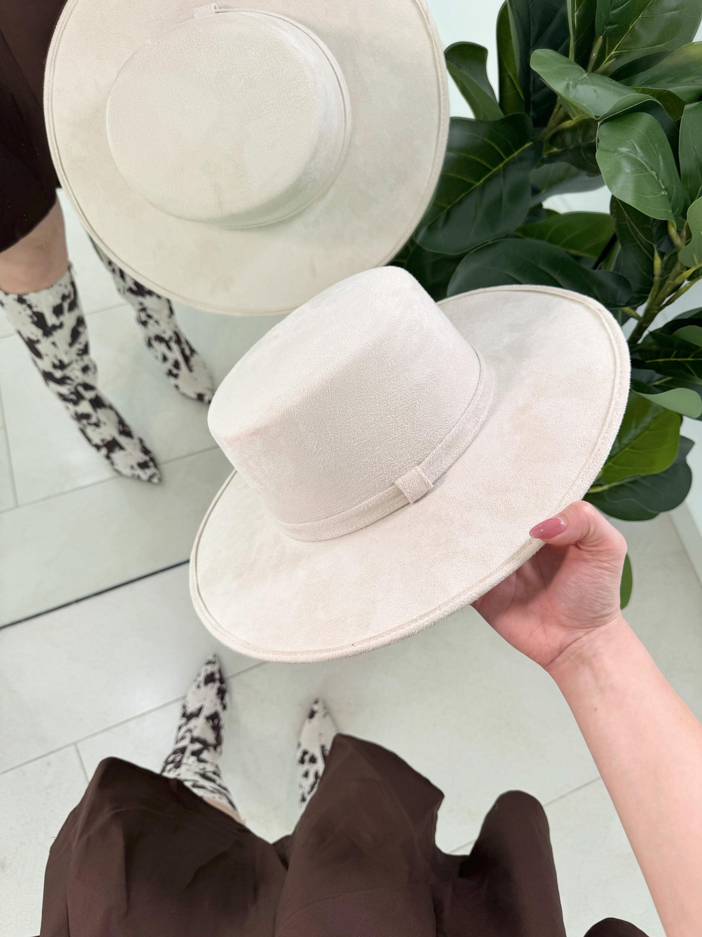 Sombrero Ivory