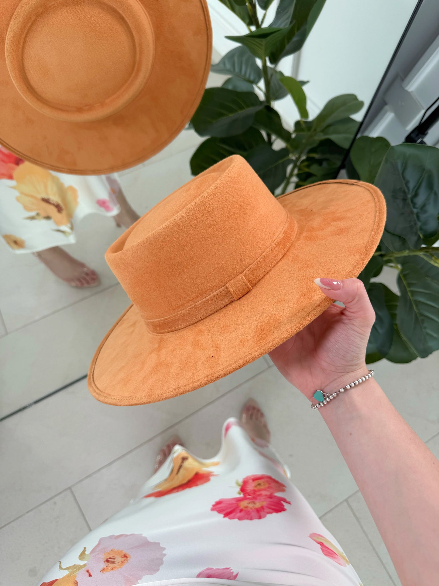 Sombrero Naranja Light