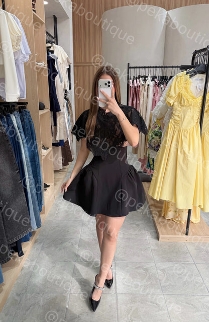 Vestido Lace Cape Black
