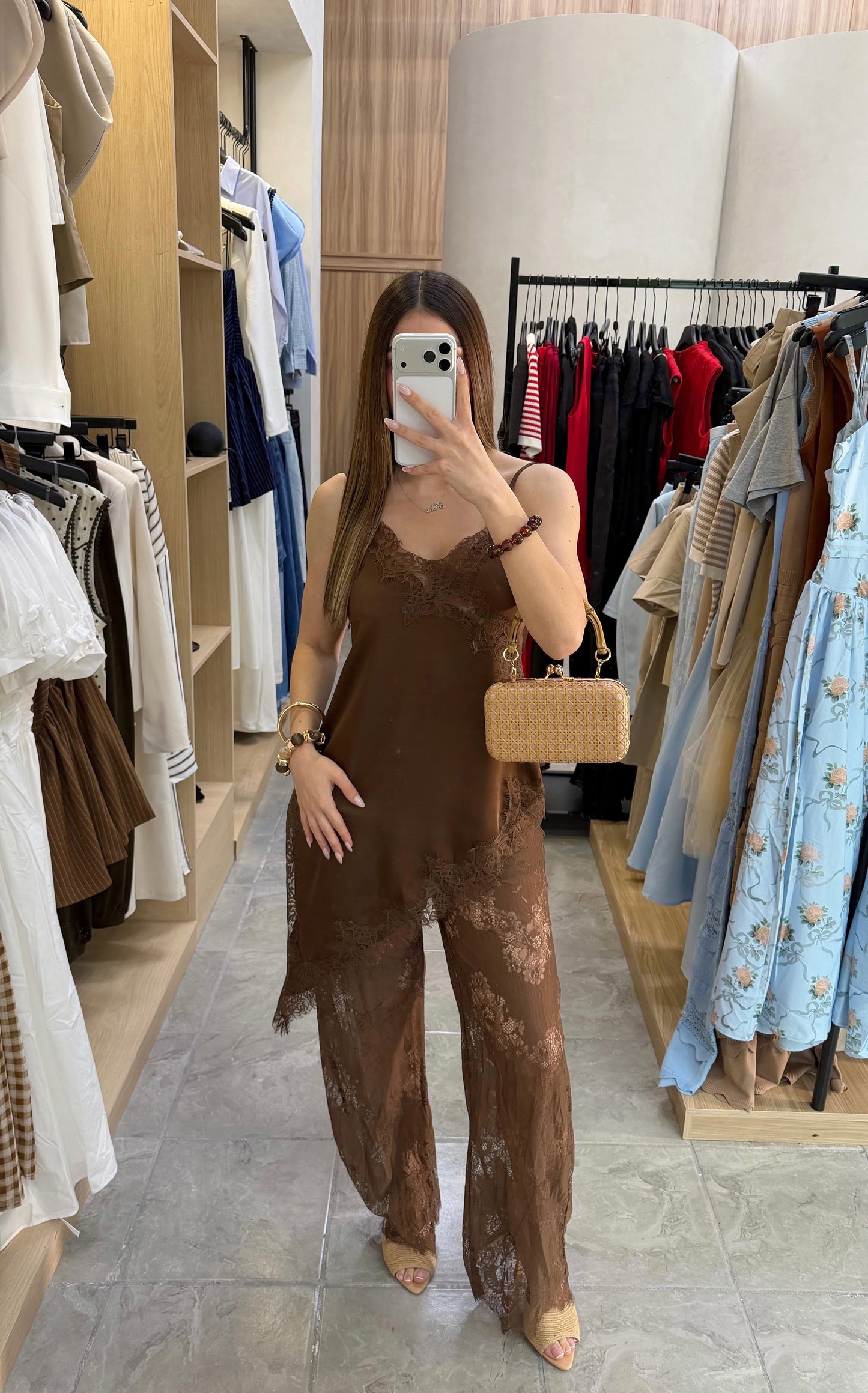 Conjunto Lacy Brown