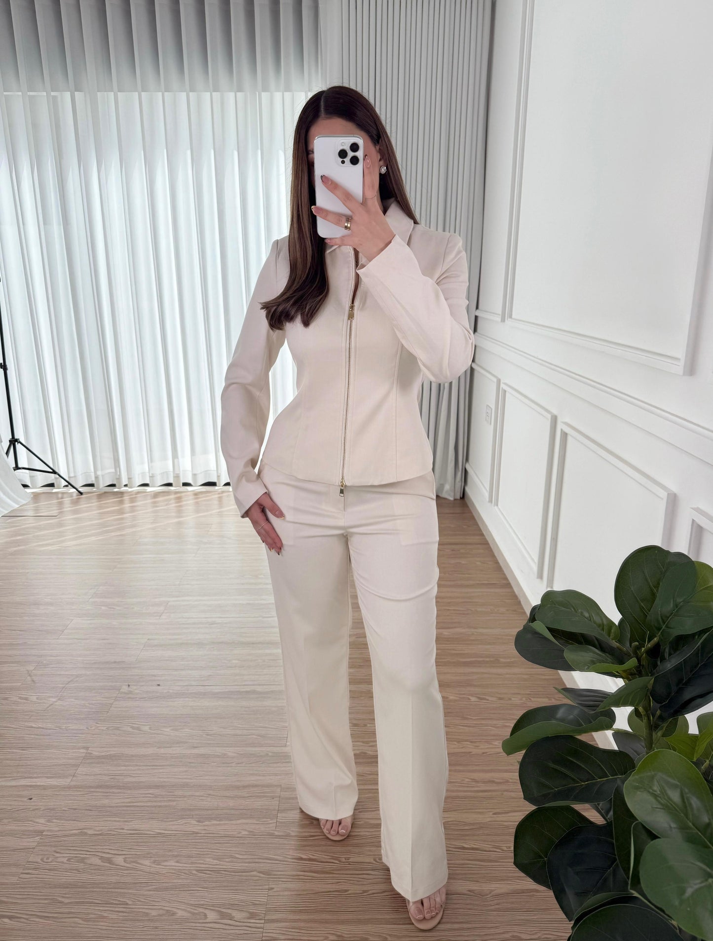 Conjunto Zip Cream
