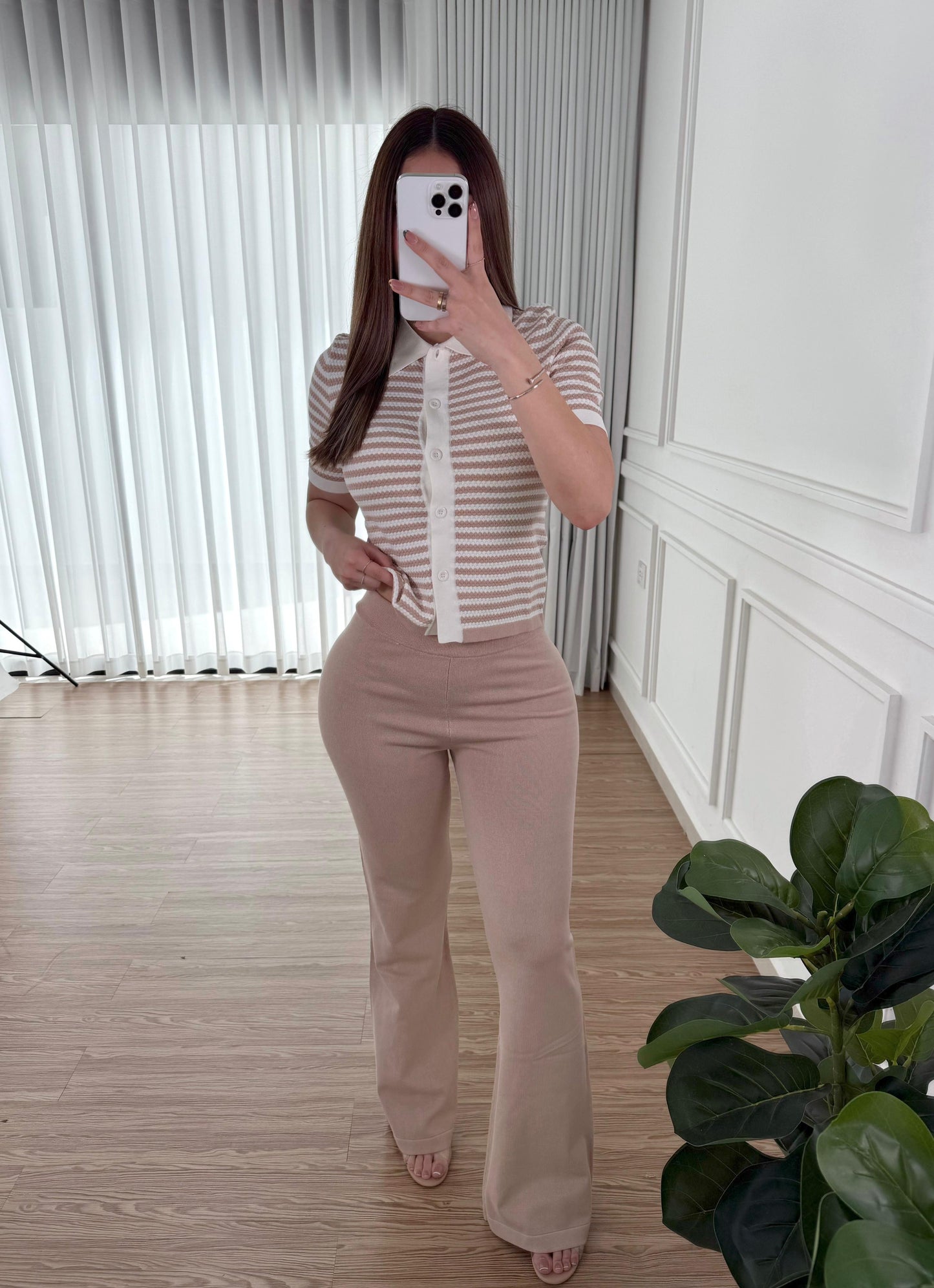 Conjunto Poise Taupe