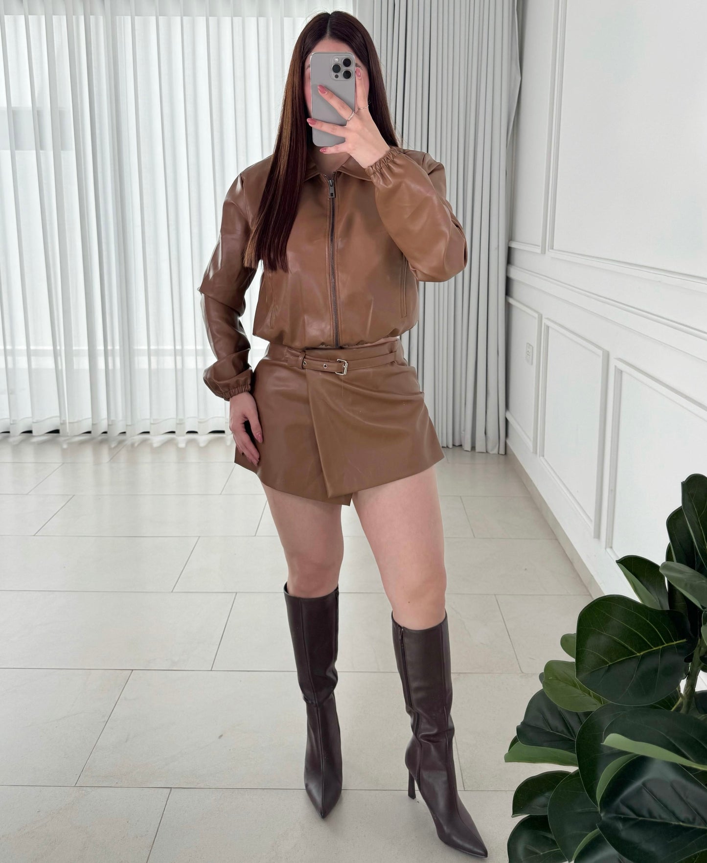 Short Buckle Caramel