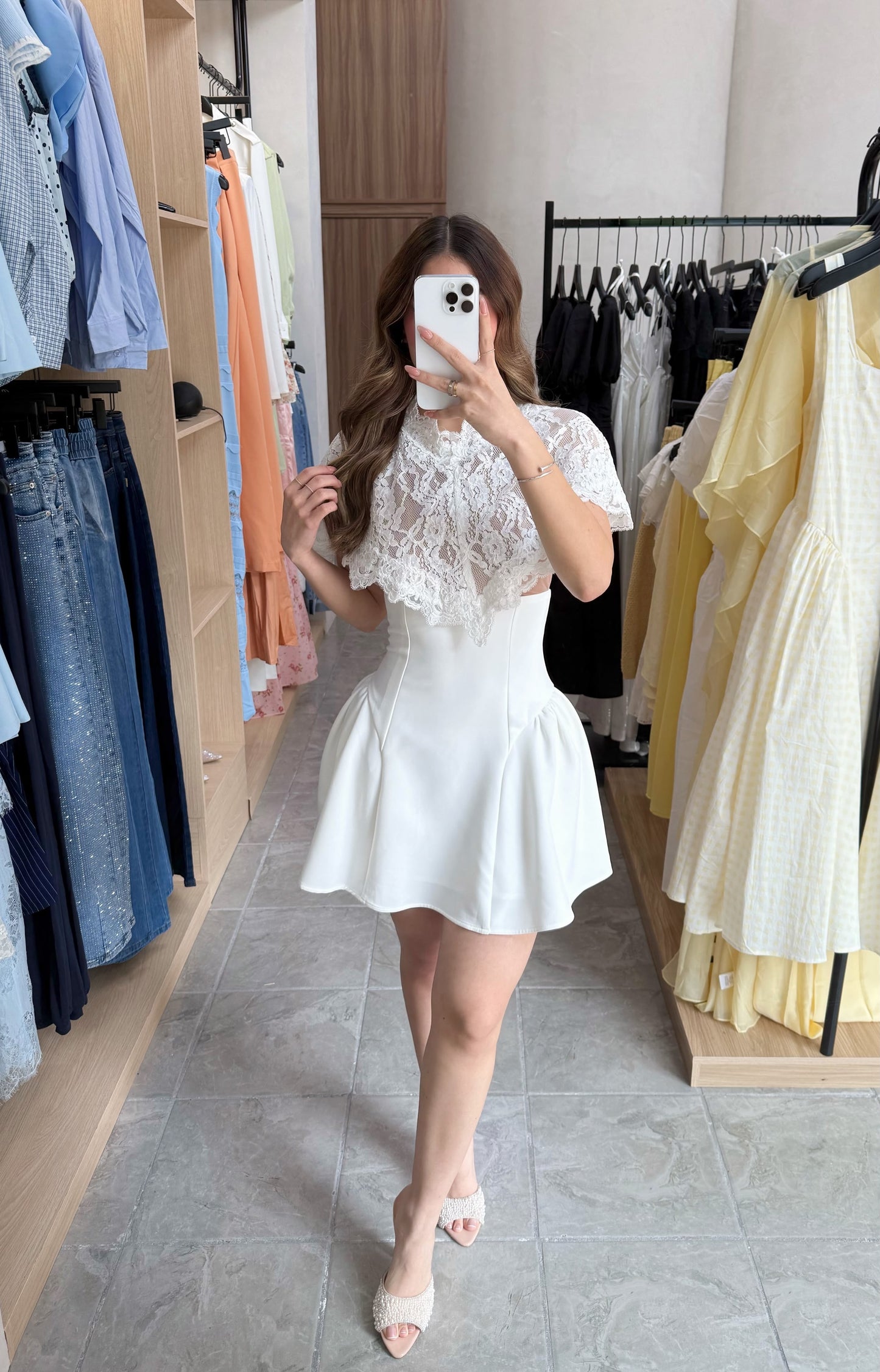 Vestido Lace Cape White