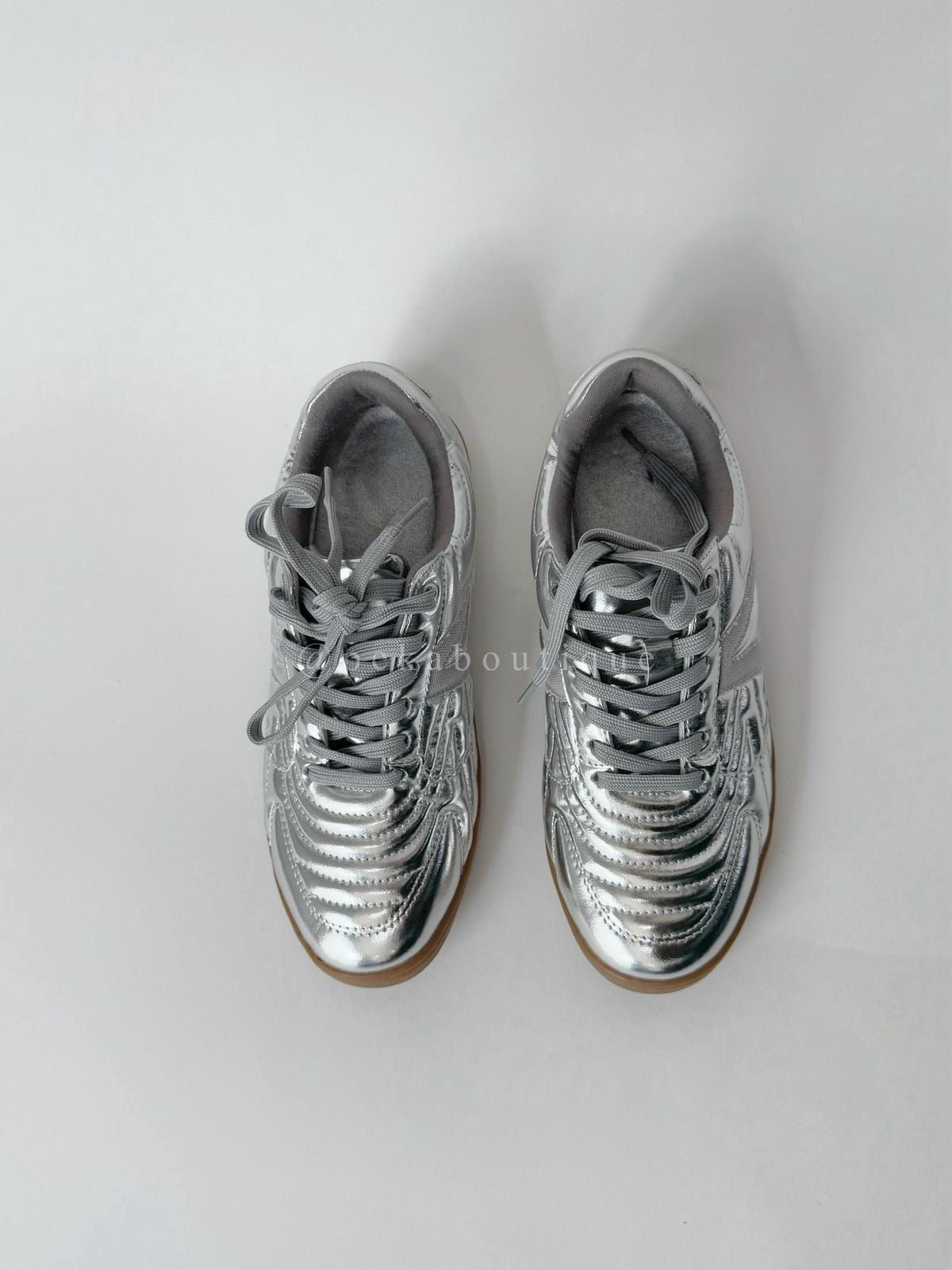 Tenis Silver