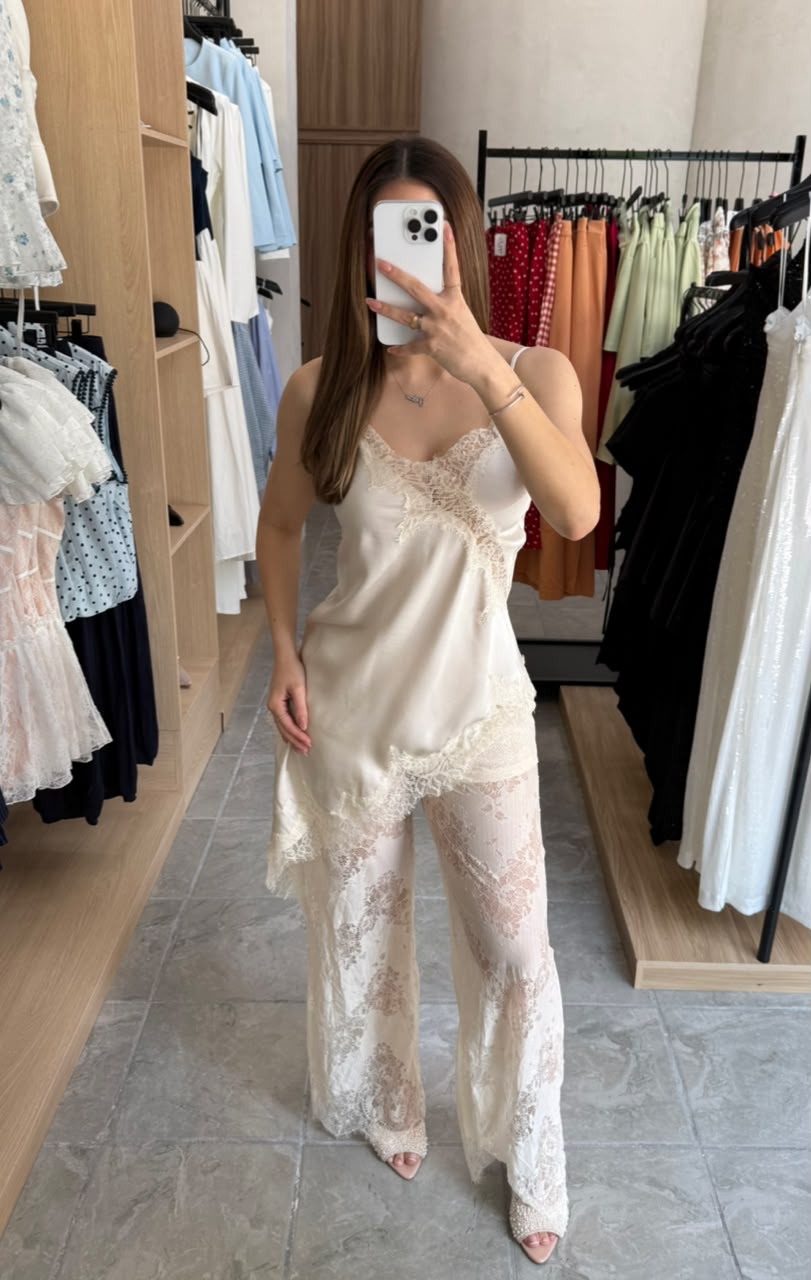 Conjunto Lacy Cream