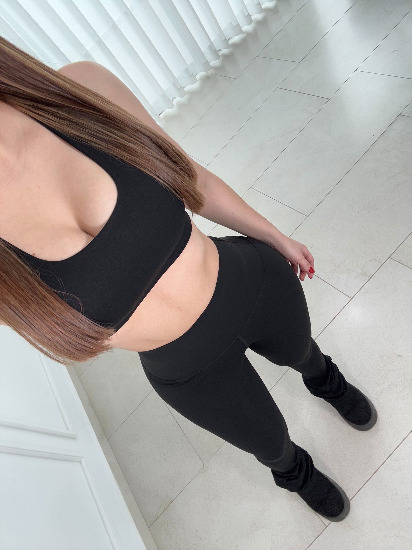 Set Black