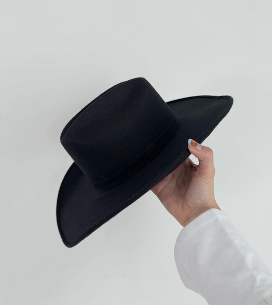 Sombrero Texana Negra Gamuza