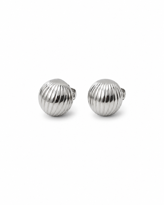 Aretes Botón Plateado